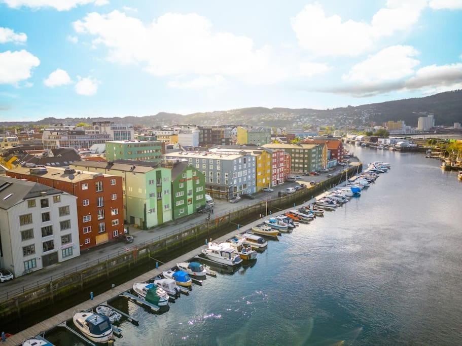 City View By The Canal Trondheim Exterior foto
